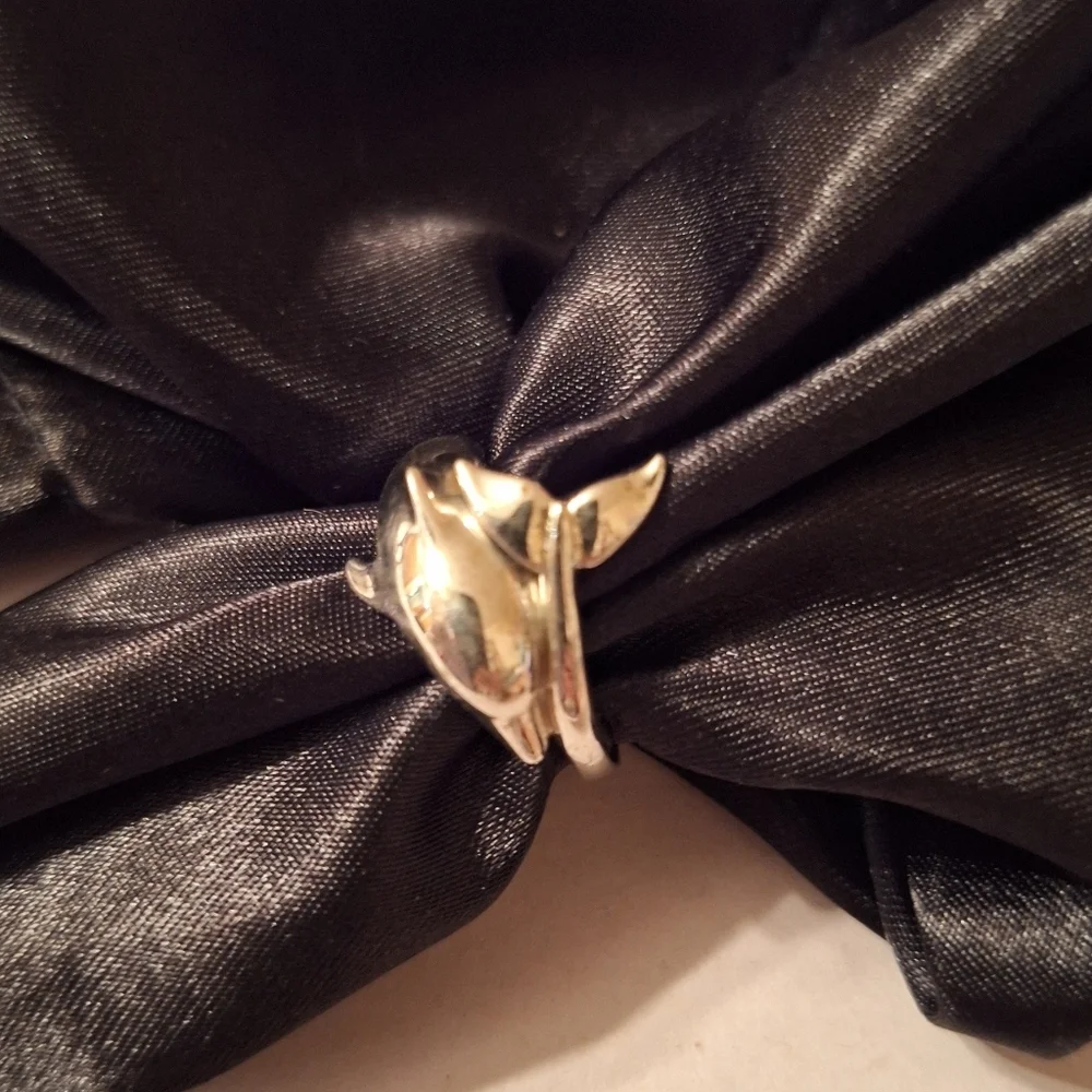 925 Sterling Silver Dolphin Ring Size 7.75 or 8 Swimming Ocean Beach Tropical